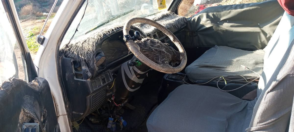 السلام عليكم هوندا باص عبريه موديل ٩٥ سنويه مشروع وطني بعد شهر تصقط مصفره هيأة مكينه اوكير ونجي  اتومتيك بالشرط تخم تاير جاهزه للشغل تريد تحويل أتريد وكاله خاصة سعرها ٣٢ $ بيه مجال مراوس هم يرهم حسب القناعه عنوان ديالى المقدادية تلفون *********** اتصال بس
