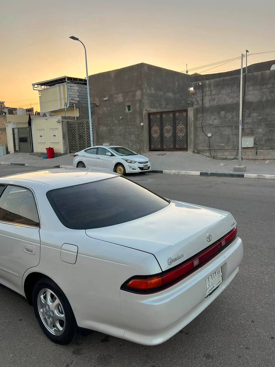 سلام عليكم ورحمه مارك موديل 95 مكفوله من الضربه والكص ونقل الجثه ولعيب الشرعي صبغ جماليه مكينه فيفيتي جديده تبريد شلج حداده طخم تاير سياره جاهزه دواخل جديده بصره مشروع وطني السعر 70وبيه مجال تليفون *********** الزبير حي الخطوه
