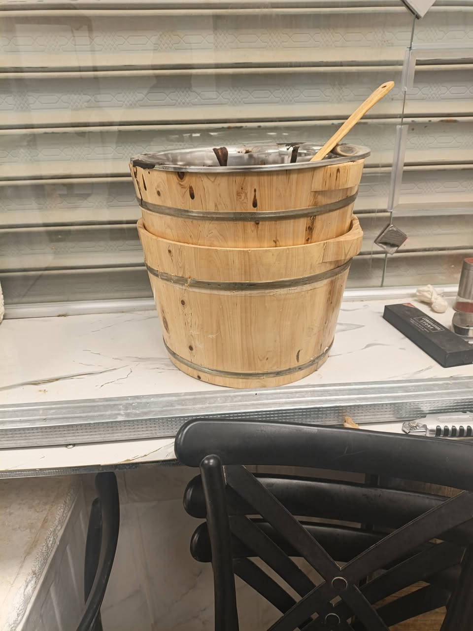 غراض مطعم للبيع خلاط حمص ياباني باله
شويه كباب جديده ممستخدمه هواي 

براد مقبلات شرط شغال ثلج مع بلانكاته وخاشوكات كامل  شياش كباب شوايه كص كامله مع الأستان وسجاجين ساحبه عارضه كباب كابسه صاج اخت الجديده وبعد عندي غراض هواي بلانكات طباخ فلافل مال عبه وصاص *********** وات ساب متوفر خط متوفر
