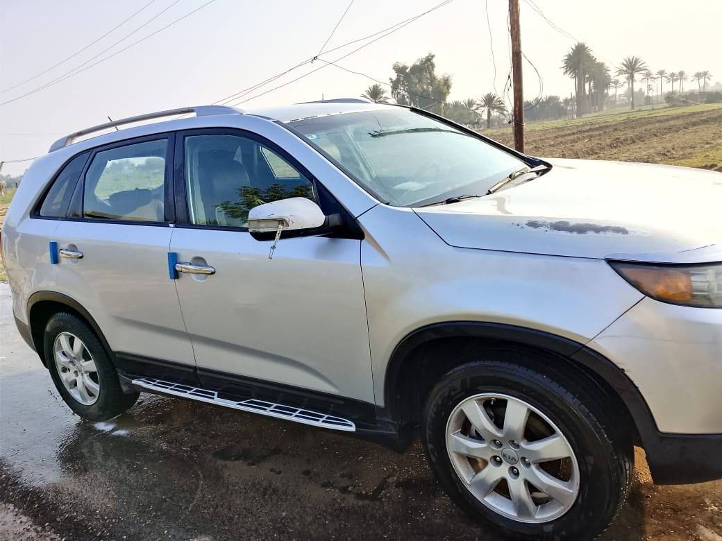 للبيع كيا سورنتو
امريكي 2012 
محرك 4 سلندر دوش 
باسمي تحويل مباشر 
حادث بجم بدون دواخل 
السعر135بيها مجال 
تبيريد شغال 
مكان السياره بغداد الرضوانيه قرب جامع المدينه المنورة 
رقم انبار انكليزي
*********** /***********
