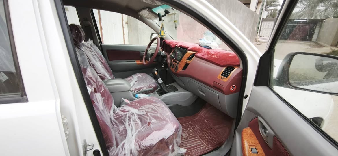 السلام عليكم بيكم هايلوكس ٢٠١١ السيارة وضع شركه مكفولة من كلشي كص وضربه وصبغ وفتح كله كفالة بدون لوحات اتكفل سرقه وعشائر اخون الي ميعجبه السعر  يترك كلمه طيبه مثله تحياتي للجميع السعر 105 المكان البصره قضاء المدينه
