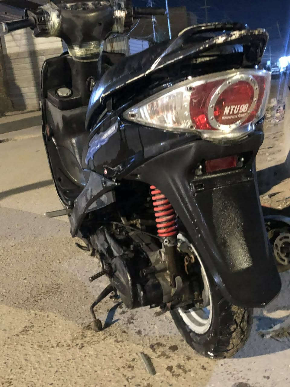 سلام عليكم 🩵
جير فور مفتوحه للبيع شغاله سلف هندر 🥇👍🏼
كهربائيات شغاله لايت بك لايت دشبول شغال 👑
نقص باتري فقط المكان ناصرية مركز 🌿
السعر 200 وبيه مجال حك جيه 👍🏼
رقم راعيها.***********
