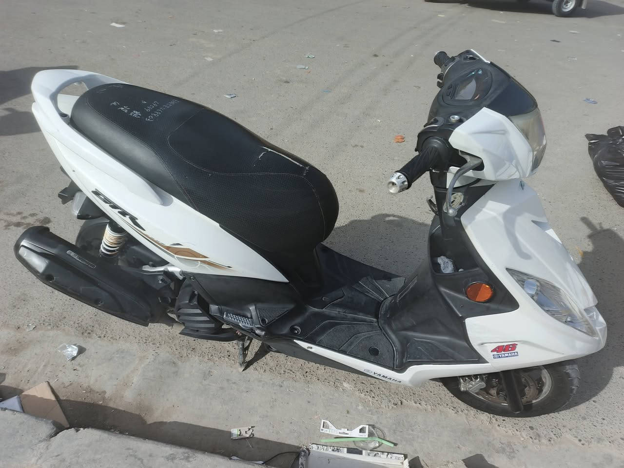 السلام عليكم
جي تي ار موديل 2014 صار اسبوع نازله
الحمدلله كفاله عامه من كلشي
اوراق دراجه موجوده 
دهن رمبه بعده موجوده بدراجه
عنواني بغداد الشعله
السعر مليون و250  
رقمي ***********
