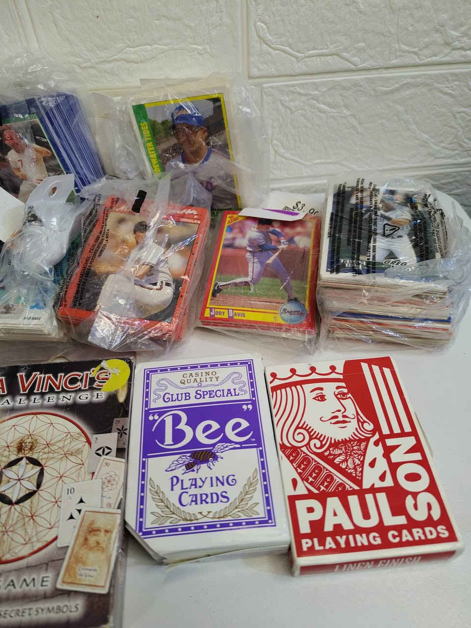 اوراق لعب 18 قطعه ب 18 الف ابيع شلعه كلها


**إذا كنت صاحب هذا الإعلان وتريد حذفه لأي سبب، رجاءا أرسل رسالة إلى الدعم الفني**