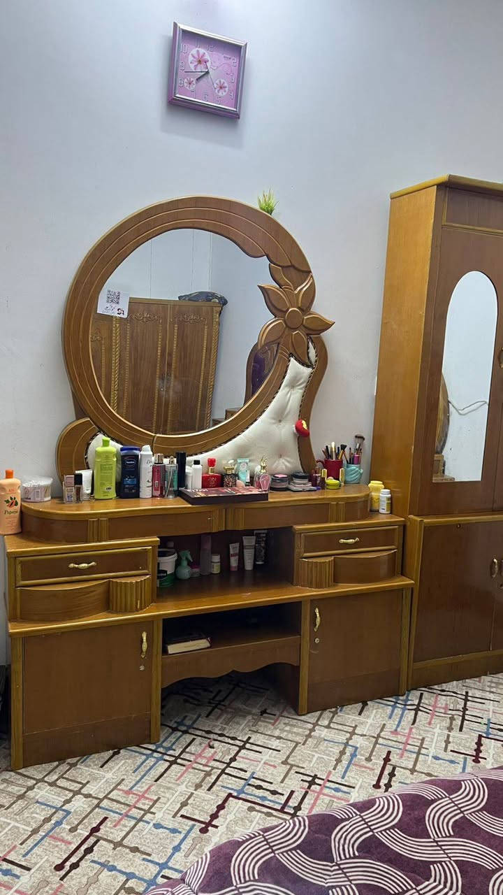 للبيع غرفة نوم خشب صاج عراقي تسكام كلش نظيفة مثل ما واضح يوجد مكان خزن تحت كل مجر


**إذا كنت صاحب هذا الإعلان وتريد حذفه لأي سبب، رجاءا أرسل رسالة إلى الدعم الفني**