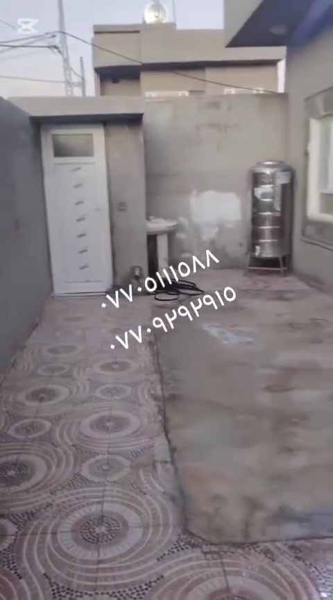 سلام عليكم دار زراعي للبيع ٢٠٠ متر طابق واحد حي بدر خلف المستوصف خدمات مجاري كهرباء ماء السعر ٨٢ مليون وبيه مجال للاستفسار ***********
