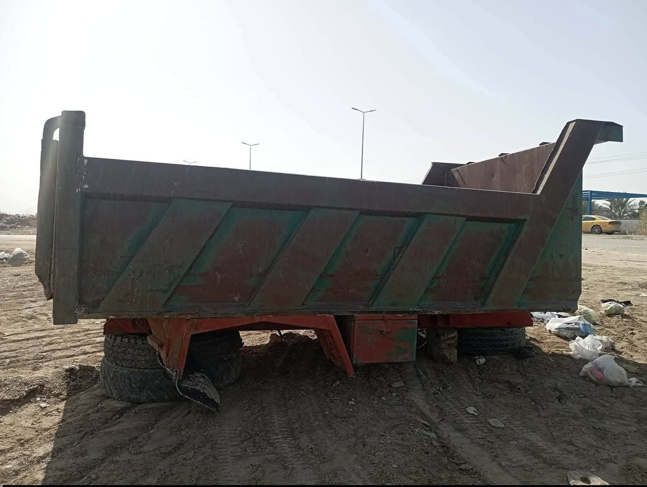 سلام عليكم بدي للبيع مايلر طول 4ونص  كامل كبل لل شغل السعر تصل بل رقم ***********
