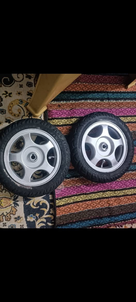 زوج تايرات كرسي تركي البيع سعر 55 الف توصيل مجاني جميع المحافظات
الاتصال *********** بي واتساب
