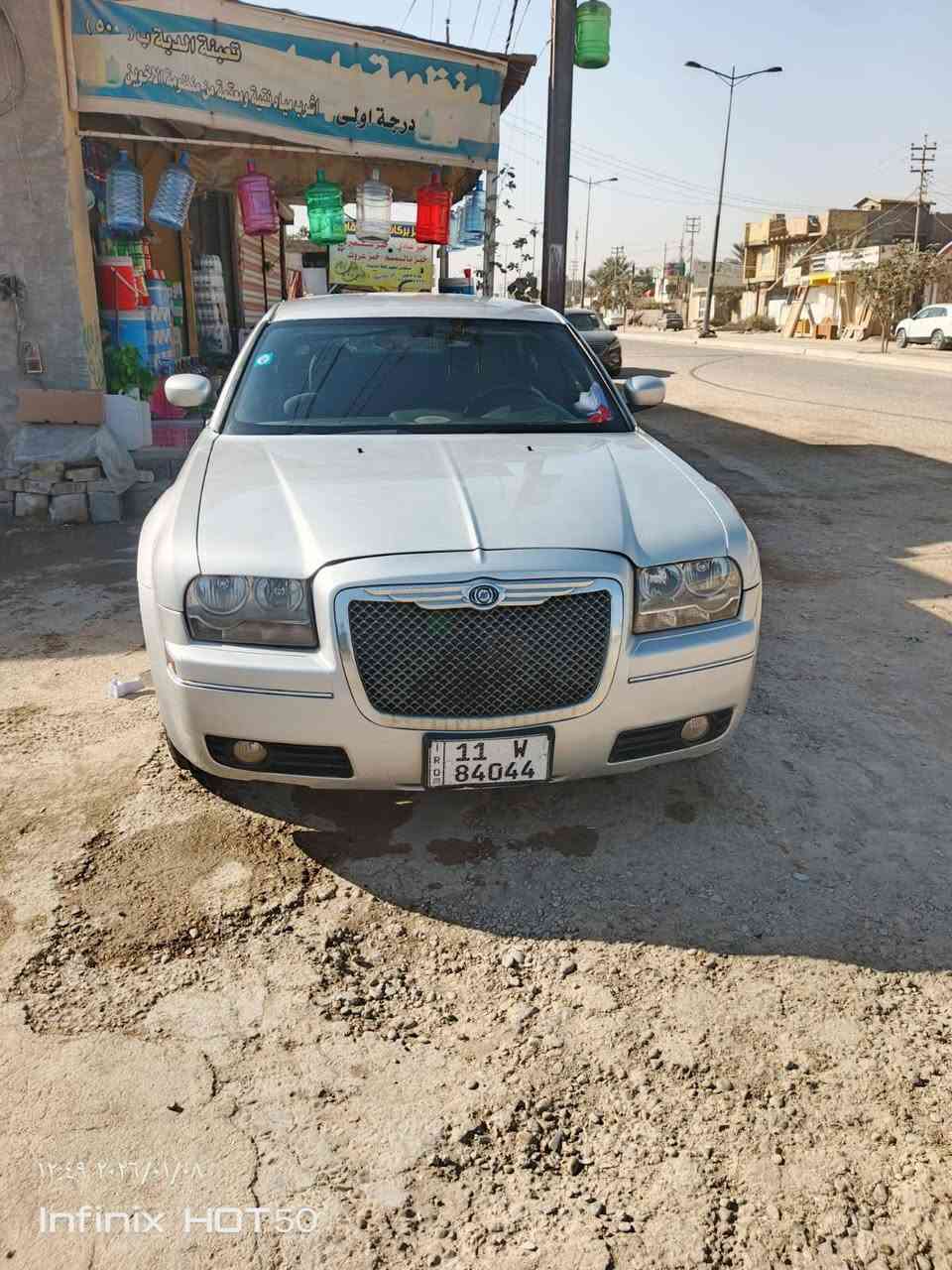 سلام عليكم  وينهم جماعت الشايب النضيف اوباما 2008

 جديده سياره مال بيت
 
السياره مصبوغه احزام اثر جرد وشخوط 

حادثة بامريكا جاملغ امامي بدون دواخل  غيره مابيه شي

تخم تاير حداديه 

شاشه كامره

مكينه جديده كير جديد

محرك 3500 

عنواني بابل الحله

البيع او مراوس 

السعر 110 وبيه مجال 

***********بي واتساب فقط 
*********** انتصال 
ملاحضه سياره بدلتله وياله موجوده الصوره
