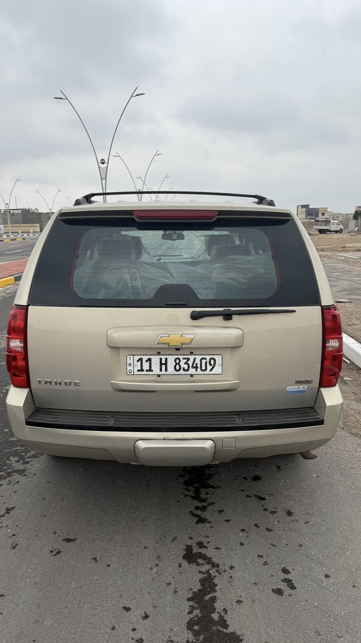 تاهو اصولي تحويل ثاني يوم سنويه جديده  بأسمي الموديل 2010 لون شمباني داخل اسود السياره كفاله عامه عامه ماعدا الارباع وجاهزه من كل النواحي تبريد+ تدفئه طخم تاير كواتم ابلاد   السعر 195$ بيها مجال بسيط هاتف ***********  البصره
