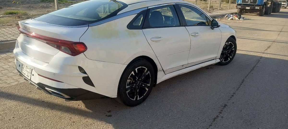 سلام عليكم 
كي فايف 
موديل 23 
رقم كربلاء معوقين معوقين بعدله سنتين 
مكينه 16تيربو 
مكانه نجف 
سعر 128قفل 
***********
