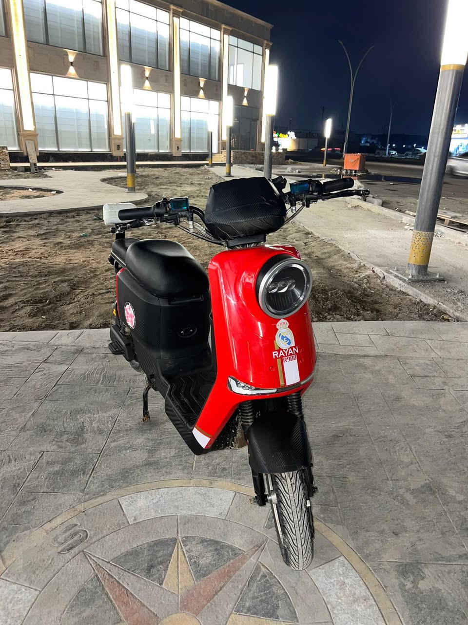 دراجه R900 السعر 685 وبيها مجال تواصل ***********
