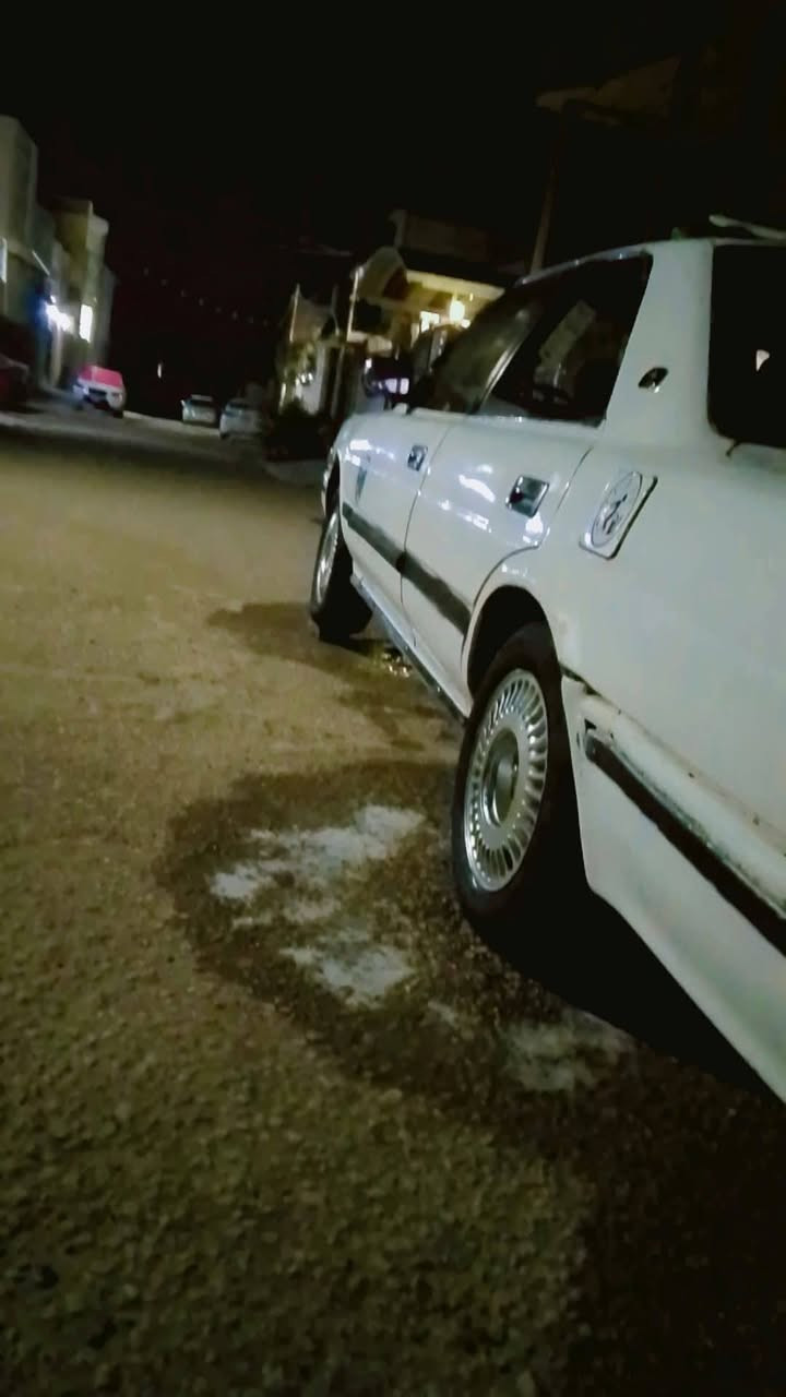 هارتوب 91 طويله رقم انبار الماني 
سنويه ل 26 عظم عاج مكاني نجف السيارة يرادله ترتيب بسيطه مكينه حلوه مكفولة من الكصه ونقل يسره بلادي السيارة السعر 22 وبيه مجال حك الجيه *********** متواجد واتساب وماسنجر
