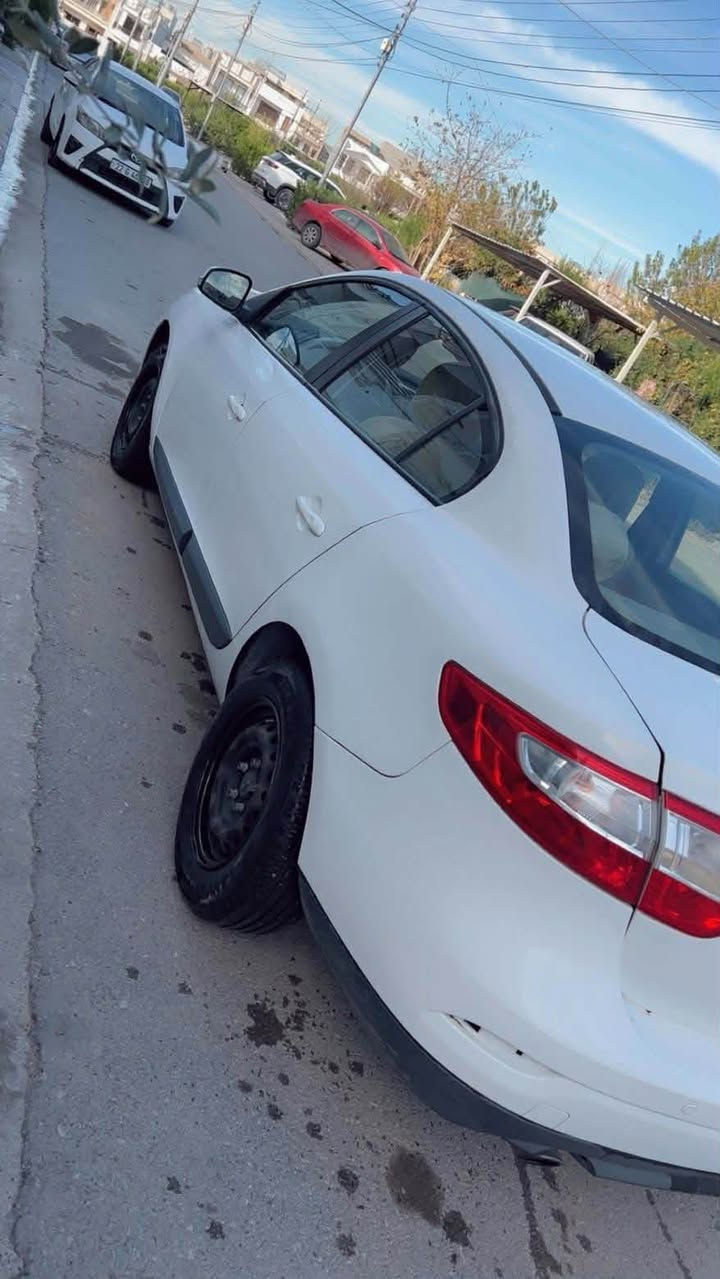 رينومكينه سينترا بيلاد 
٢٠١٥
گين ئةليكتروني فوله بي دحمو ليدانه بوياغ جار جي گجكةي بوياغة بة ٤پارجة دةي فروشم عموو شتي بةشةرت مكينة گير تةبريد سةنةوي هةزة بةناو كردن هموو بةشرت سةيارة زور تووندو توولة بي مةسروفة لەهەولیرم *********** أربيل, العراق
