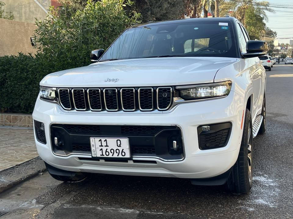 موديل 2024 وكالة هارلم كفاله ماشيه 8 الف
سعرها 50 الف دولار وبيها مجال 
مكان السيارة بغداد الصليخ ال600
***********
