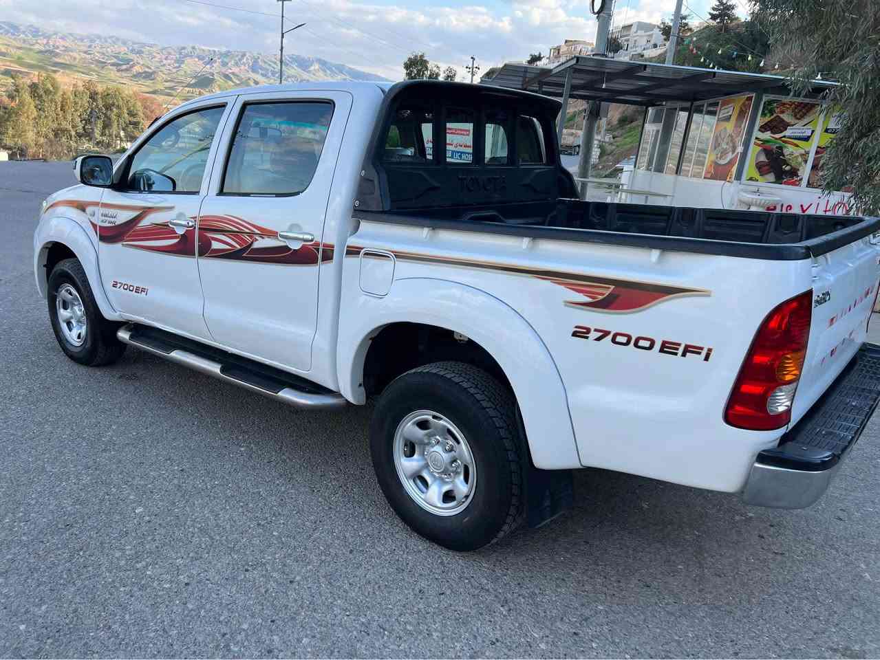 تويتا مرزييه سعودى بتل 2010 دعامى بؤ دعامى به شه رت بئ بؤياغ چوار په نجه ساردى هه يه گيرو مه كينه ى به شه رت نه كراوه ته وه  سنه وى ساليكى ماوه  كؤبؤنى هه يه تاييه ى نوييه
***********
170$مجال كويسينجاك, أربيل
