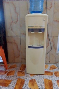 يراد ماء ثلاجه الحاله جيده السعر 75000الف عراقي