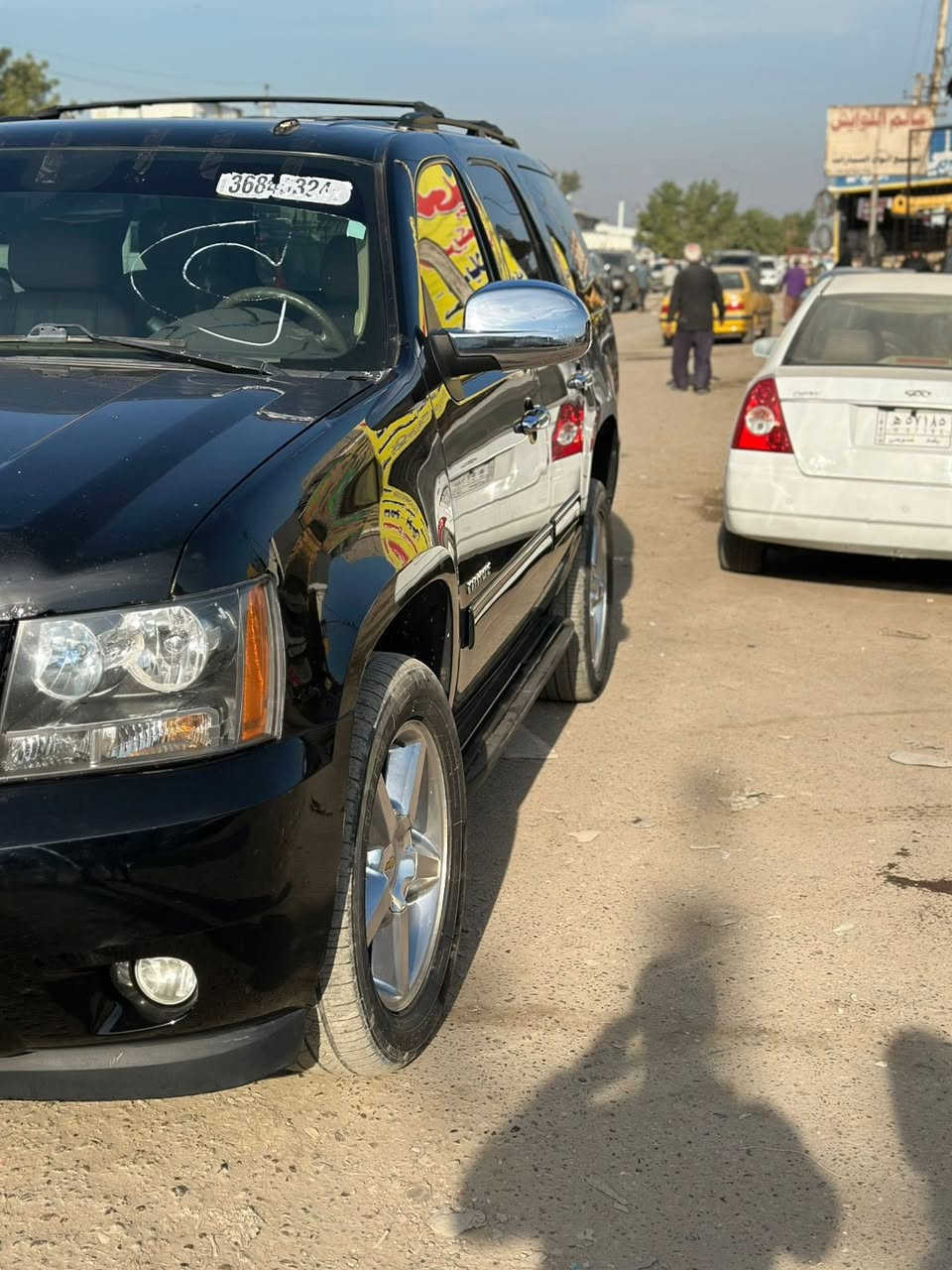 السلام عليكم
تاهوموديل 2011 LT ترايها مال 20

مكينة 5300 

فور ويل 

كشنات منفصل تدفئة بل الكشن 

سيارة دخول جديد مكفولة كفالة عامة ماعده حادث امريكا موجود بل الصور وسطحي وكص قمارة فقط الصفاح مكفولات من الصبغ والضربة 

كير ومكينة وتبريد وأكسل وحدادية 100‎%‎ ومابيها نقص ابد 

السيارة متومة ارقام وسنوية سليمانية 

سعرها ب88$ وبيها مجال قليل شراي اتصل 

مكاني بغداد 

***********
