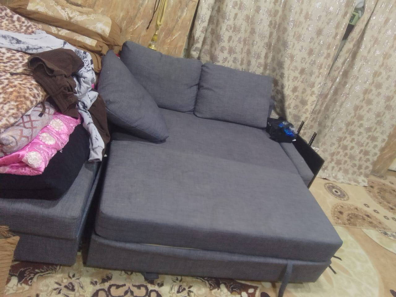 السلام عليكم غراض بيع مستعجل الكاونتر 200 بمجال قليل تسقام السخان جديد مستعمل شهر واحد والله ماخذينه 100 سعره 75 جربايه تريد تسويها قنفه تريدها تربايه تريدها ميز طعام جديده سعرها 100 بيها مجال غساله 40 الصوبه 25 بها مجال وهذا رقمي ثلاجه كبيره نظيفه كلش بيها اوتوماتيك عاطل 100 بيها مجال ***********
