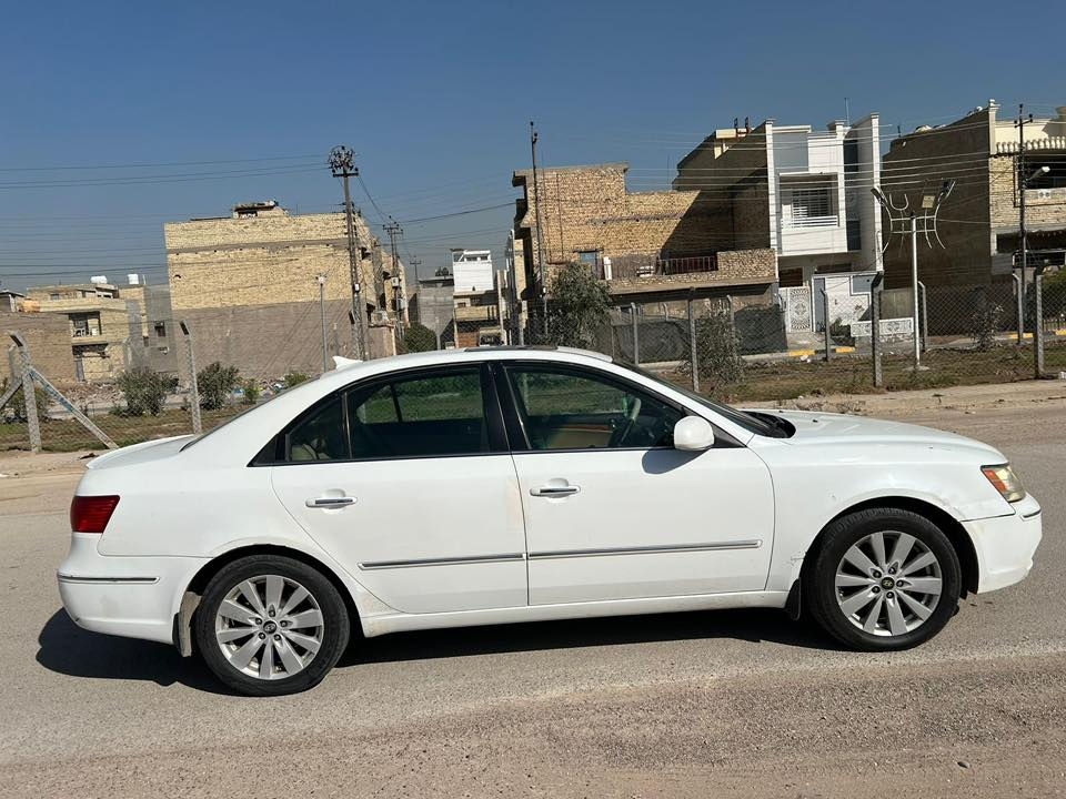 سوناتا موديل 2009  V6 لمتد رقم إنكليزي بأسمي شرط التحويل وارد أمريكي حادث صندوق وصبغ بنيد اثر تكشير مجددة السنوية لغاية 2031 مسويلها إدامة لمنظومة البانزين صدر امامي خلفي جديد تخم تاير جديد ويل كب 17 تدفئة تبريد شغال فتحة سقف داخل بيجي وصاج تدفئة كشنات مسجل شاشه كبيره السعر 105 العنوان بغداد 
الاتصال على الرقم *********** غير متواجد على الفيس
