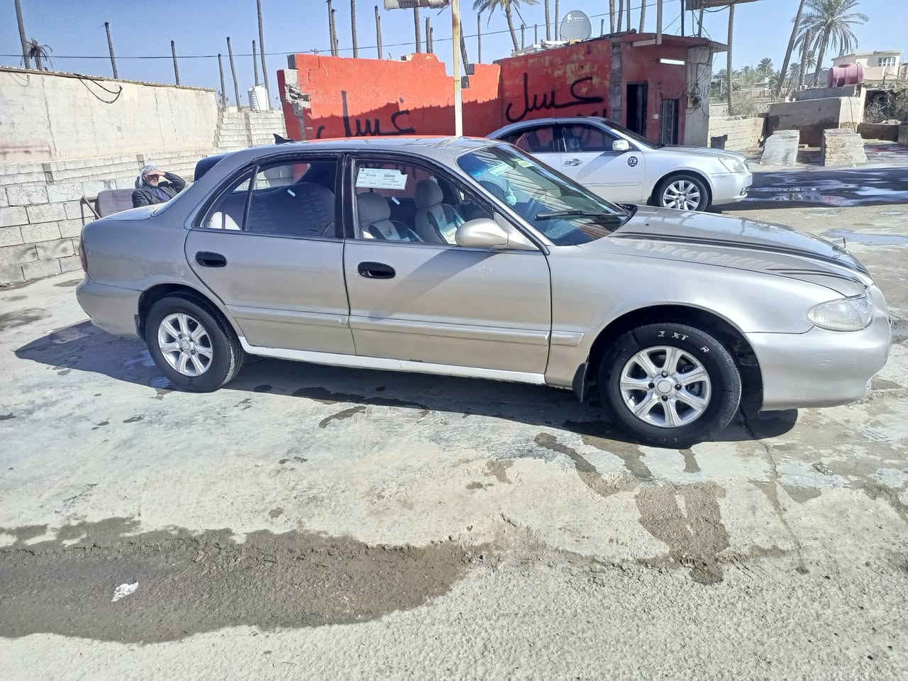 السلام عليكم ورحمة الله وبركاته
سوناتا موديل 2000 رقم بغداد دولي سنوية لغاية الشهر 3 /2029 وشرط التحويل ثاني يوم اخوان السيارة مكينه وكير بالشرط كير عادي شرط لا تنقيص ولاتبخير مكينه ماشاءالله خرسة صدر امامي خلفي دبلات كلة جديد نشاط ونعومة فول تراي مال حديث كهربائيات كلها شغالة لايت عالي ناصي اشاير دبل اشارة كيجات  كله شغال الجام كله يصعد وينزل مسجل شاشة بلاتوث  تخم تاير نضيف تخم ويل كب نضيف سيارة مصبوغة عام جمالية فقط جامرلغات خلفية معمرة عضمتها تخبل تكم بلاد اصفاحها موس سيارة بدون معجون فقط مكانات التعمير سيارة بدون حادث بدون ضربة قوية تدفئة شغالة تبريد كامل ويحتاج فحص اني اكلك تبريد موشغال اخون السيارة جاهزة من كلشي فقط التبريد وتراي مفتوح وين ماتحب كاتبلك كل التفاصيل اخي العزيز وسعر السيارة مناسب على خواتها 43 وبيها مجال وكلشي تلكي بالسوك تعجبك عيوني الك ماتعجبك هم اعيوني الك مكان السيارة ديالى دلي عباس قرب جسر الدواليب ***********///***********
