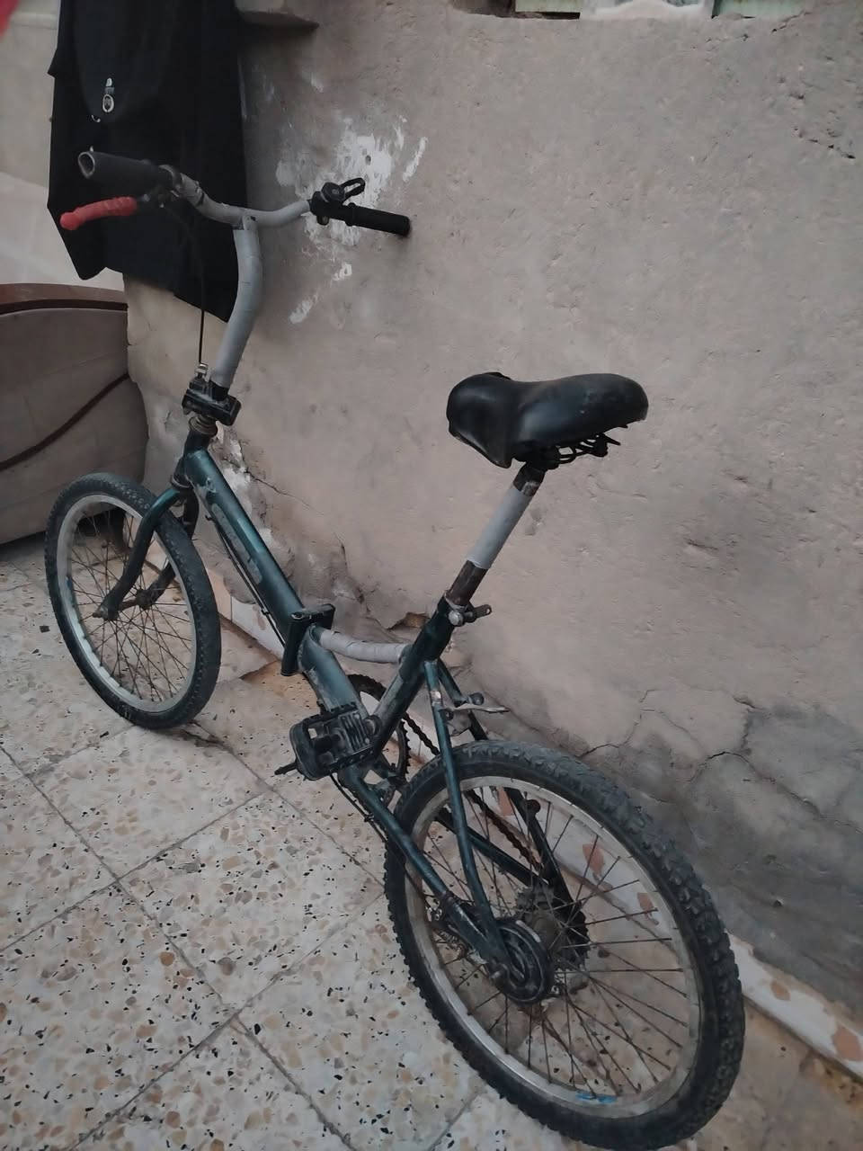 السلام عليڪم بيسڪل للبيع السعر 50 وبي مجال بيسڪل ماا عوزه شي ونضيف مڪاني العماره


**إذا كنت صاحب هذا الإعلان وتريد حذفه لأي سبب، رجاءا أرسل رسالة إلى الدعم الفني**