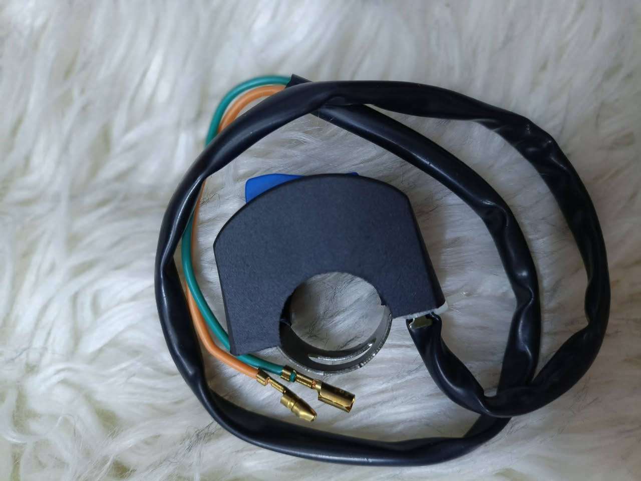 مجموعه أغراض الكتروني تخص سيارات وحاسبة وباقي شرح جوه صور كل شي وسعره واذا شلعه 60 توصيل مجاني


**إذا كنت صاحب هذا الإعلان وتريد حذفه لأي سبب، رجاءا أرسل رسالة إلى الدعم الفني**