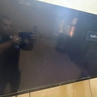 شاشة 43 الجي صيني مستعمل نظيف سمارت 🛜 انترنت  السعر 175 الف الزعفرانية...