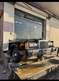 فورت لينكولن • ماعده الصندوك • وارد يابان