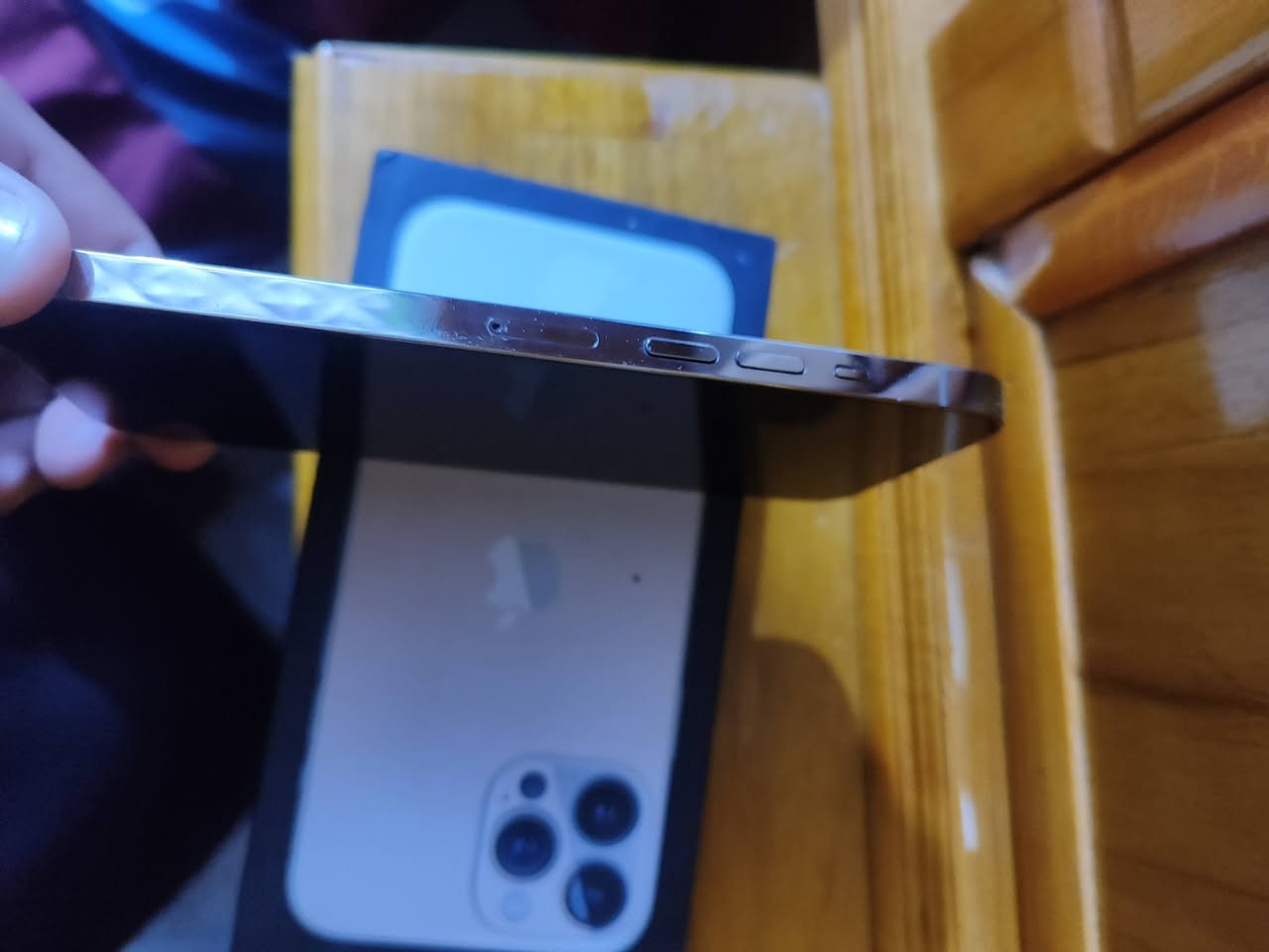 سلام عليكم 13 للبيع ذاكره 512 مريكي كفاله عامه شيحه وحده بطاره 93 بلاديه جهاز ستخدام قليل سعر 7500 مكان المجر الكبير ***********
