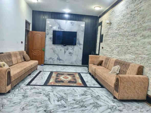 بيت للبيع مساحة 450 متر
مقابل مكتبة القلعه وشارع بيت جليب

يبعد عن الشارع 150 متر

يتكون من

استقبال 7*4 متر

مطبخ 4*5

هول 8*5

الغرف 5*4

صحيات داخلية

صحيات خارجية 

مخزن خارجي 

حديقة

بيتونه 

للاستفسار 

***********
