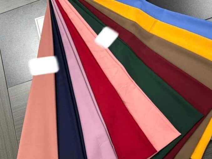 توفر كشمير تركي ساده الاصلي الاصلي 👌🏼
سعر القطعه 5.000 الف فقط


**إذا كنت صاحب هذا الإعلان وتريد حذفه لأي سبب، رجاءا أرسل رسالة إلى الدعم الفني**