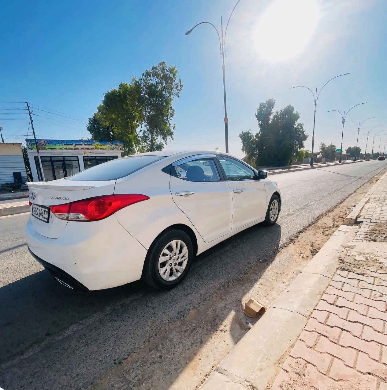 السلام عليكم ...
هونداي النترا مضلع وارد خليجي كلين
الموديل 2013 
الون ابيض ثلجي 
مكفوله من كلشي
مكينه 1600دوش لاصرف لاصوت لابخار
مواصفات:
داخل عسلي
شاشه ايباد
مدخل اواكس
بلاجكتور
كشن جك 
ارضيه جلد
اشاره بالمري
قفل سرعه
تحكم مري جانبي 
فتحة سقف (تنته )
كير/محرك/تخم تاير/صدر /تبريد/تدفئه/كهربائيات/باتري/دوشمه
كلها جديده وبشرط رقم سليمانية دولي الجديد شرط التحويل والغرامات سنويه جديده 
السيارة بأسمي واني الشرعي 
السعر١٢٠ $ 
ترهم مراوس بكامري او كورلا حديث فقط
عنوان السياره صلاح الدين -الشرقاط-بعاجة
الاتصال***********
