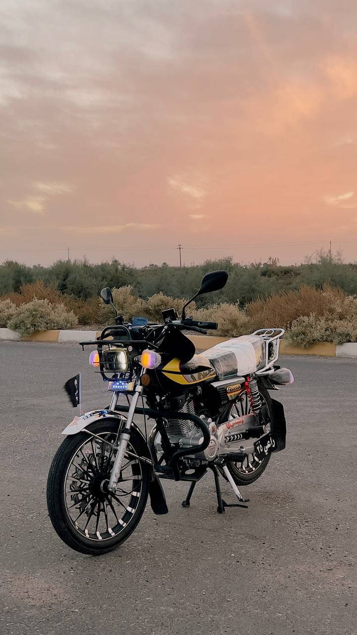 دراجه ايراني لبيع موديل 25لون اسود محرك 150دراجه مكفوله من تاير امامي لتاير لخلفي سعر دراجه 750 مجال لستفسار ع هاذا رقم ***********/
