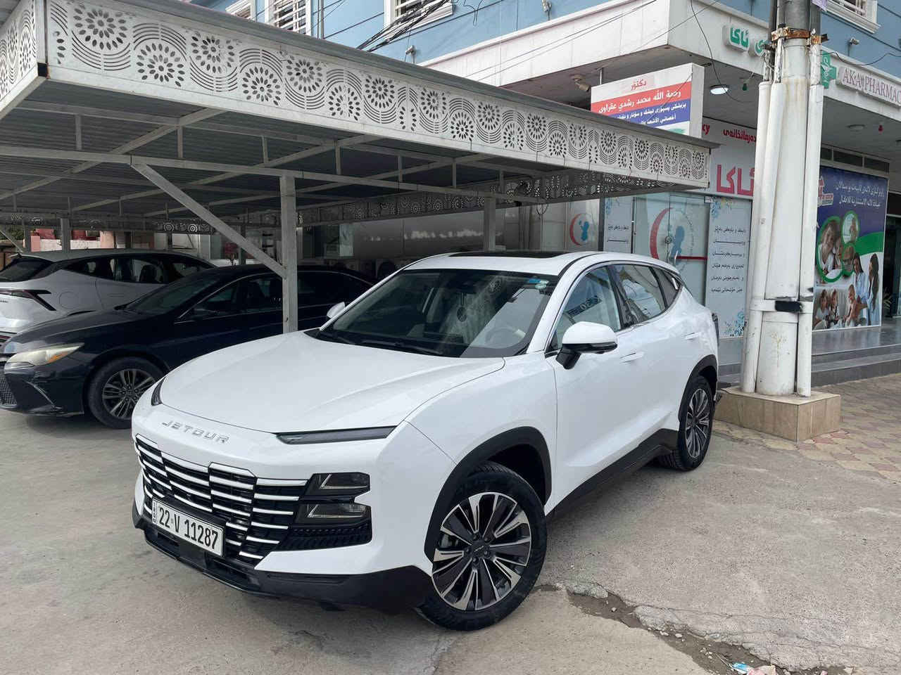 جیتۆری داشینگ کلین تایتل  فول مواسەفات مەکینە 15T قنج قۆپ بە شەرت هیچ کێشەیەکی نییە  سفری شەریکەی هارلمە زەمانی ماوە هەموو سێرڤسێکی شەریکەی بۆ کراوە تەنها 19,000KM رۆشتووە  

رقم تەلەفۆن:

0750 122 00 22 أربيل, العراق
