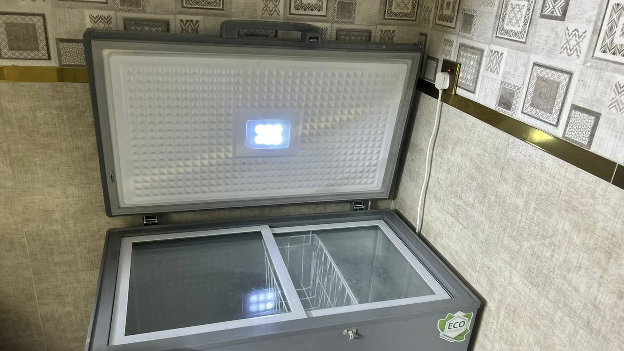 مجمده ٤ قدم نضيفه واستعمال قليل سعرها ٢٠٠ وبيها مجال بسيط


**إذا كنت صاحب هذا الإعلان وتريد حذفه لأي سبب، رجاءا أرسل رسالة إلى الدعم الفني**