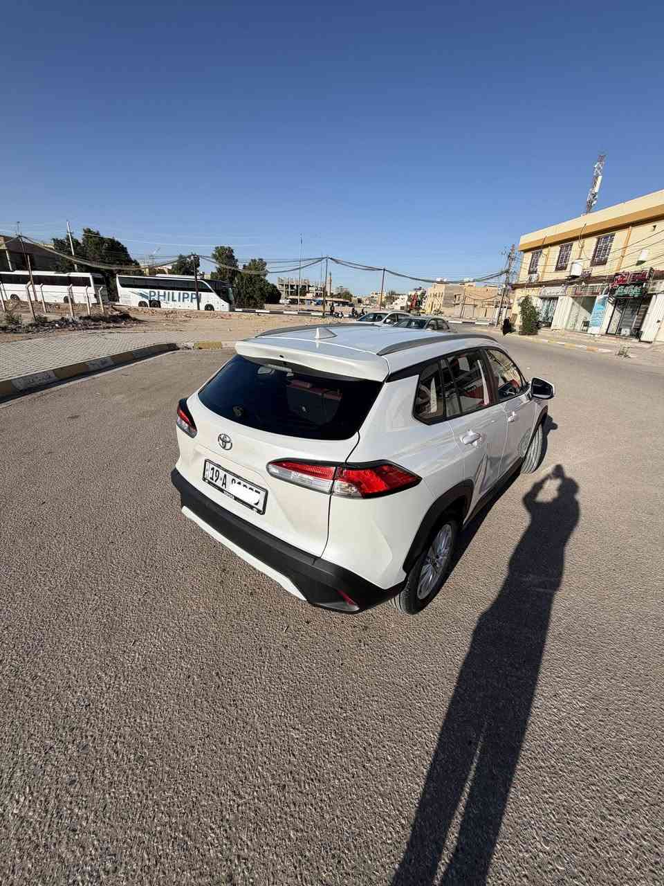 سلام عليكم كورلا كروس 
2025 
فول موصفات 
جلد  
كشن كهرائي 
جنطه كهرباء 
ماشيه 17 الف 
السياره رقم كربلاء 
بيه قبق الجنطه مبدل ومصبوغ 
***********
مكان السياره كربلاء 
السعر 27مليون  وبيه مجال
