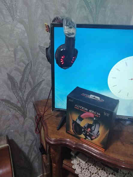 سماعة محيطية KOTION EACH G9000
مستعملة ٥ اشهر نظيفة ما بيها اي كطع السعر ٢٥
***********
