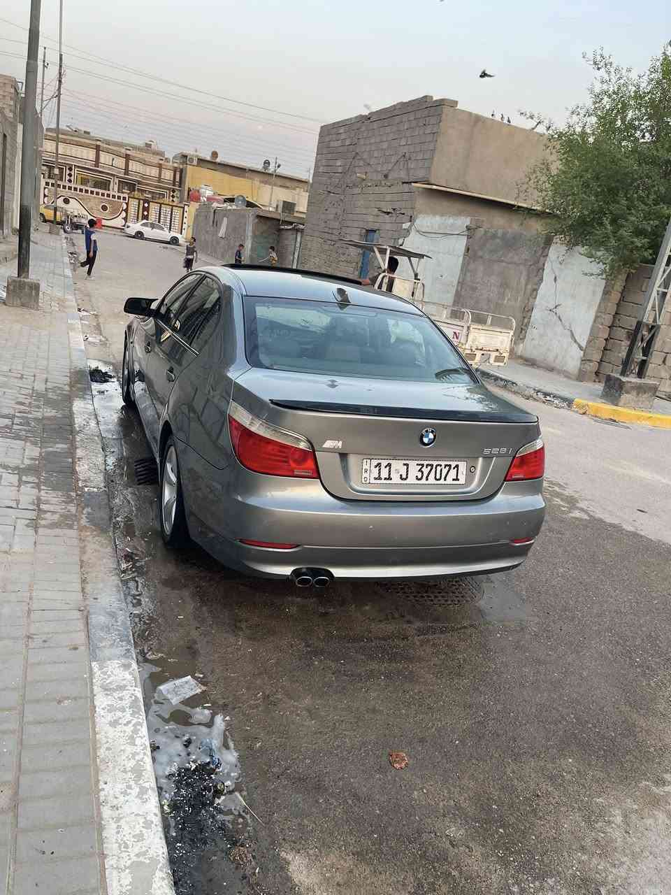 سلام عليكم 
ميماتي e60 محرك n52 نوزل قصير 528 اصل 
وارد امريكي حادثه تصليح باب السايغ وباب الورا
مصبوغه حزام جماليه 2008 رقم بغداد بسمي مكاني بصره
سنويه ل 2029 كير محرك حداده كهربائيات بلاديه تبريد ثلج
تخم تاير جديد بيها نواقص بصيطه فول مواصفات 1/1
رايده 103 وبيها مجال مستعجل علبيع وماكو ميماتي بهلسعر 
***********
