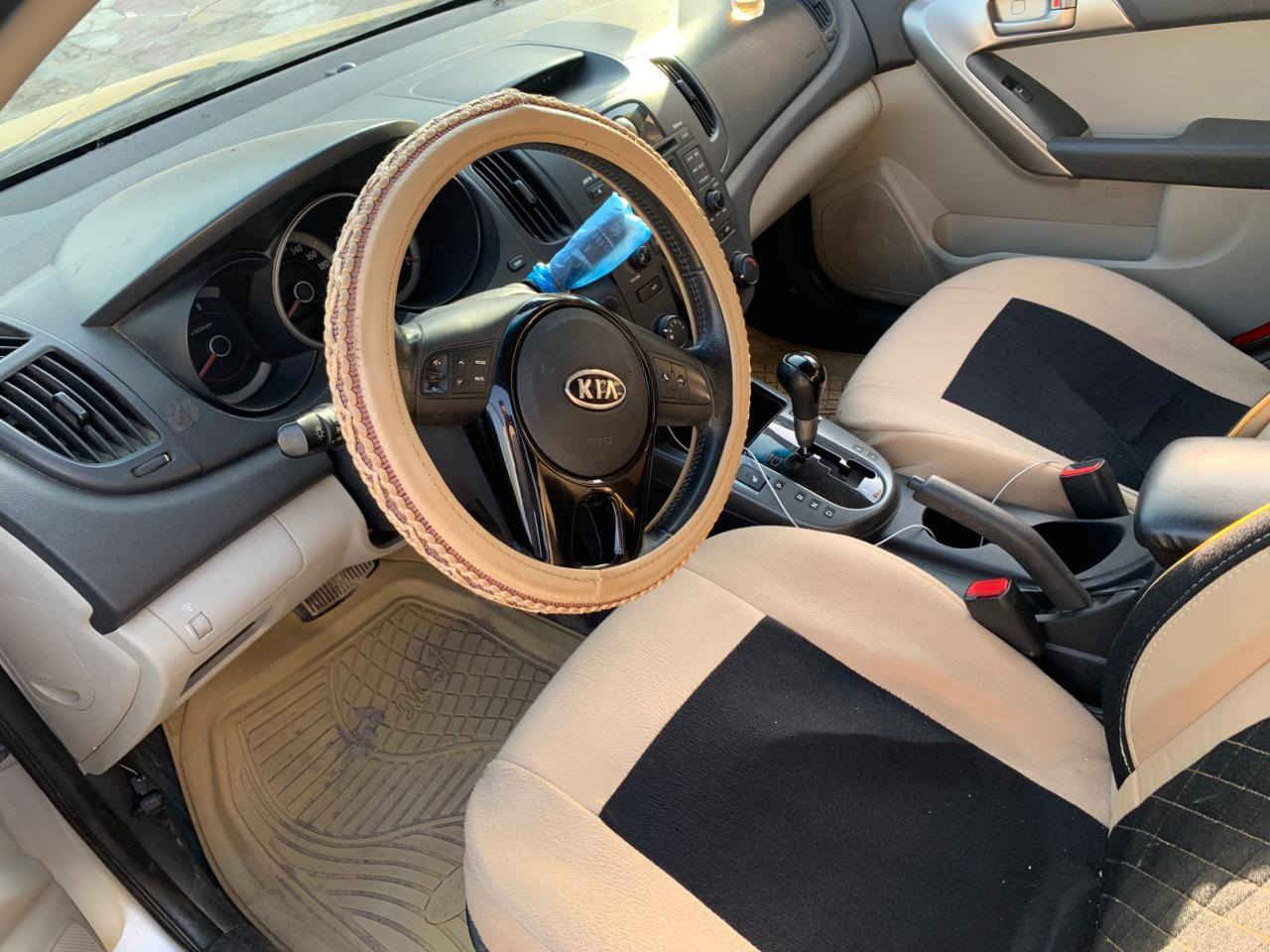 فورتي ٢٠١٢ متومه بغداد طبق الأصل مكينه كير تبريد كله جديد ماشيه ١٢٧ الف مكينه ١٦٠٠ مكان السياره ناصريه السعر ٤٢ للاتصال ***********
