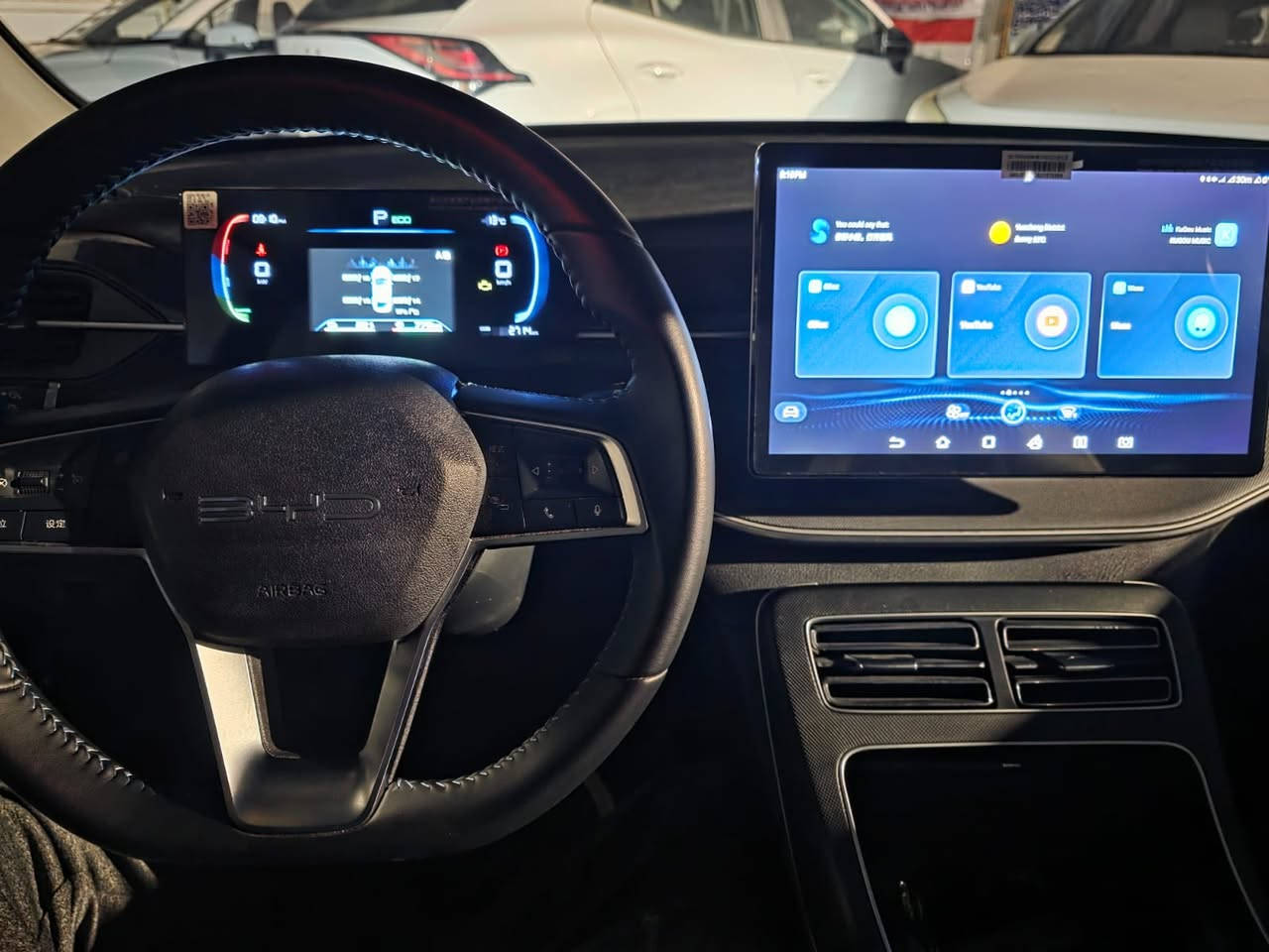 السلام عليكم 
بي واي دي دستروير 
المواصفات المعروفة فول 
ماشية ٢٧١٤ كيلو 
كفالة عامة ع الفحص
السعر ١٩.٥٠٠
مكان السيارة 
المنصور الداوودي 
***********
