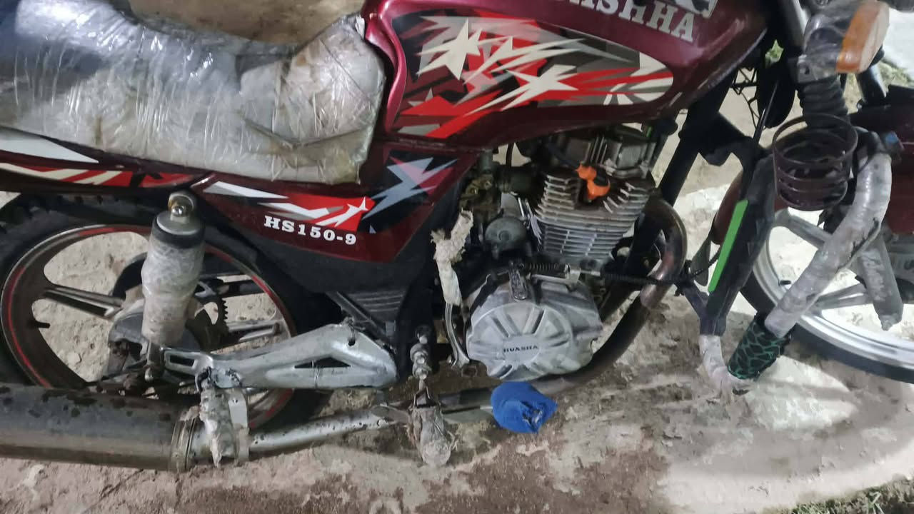 سلام عليكم هيوشه موديل 19 كمرك  سعر 650وبيه مجال لشراي مكان رمادي صوفيه: رقم ***********
