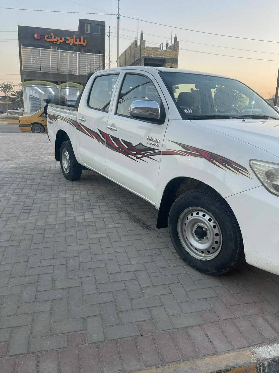 سلام عليكم 
بيكم ١٤ عماني
مكفوله معجون وصبغ
ما عده البارد مشرلك علي 
مكينه وكير وحداديه تبريد شرط
رقم منثى نكليزي  مداور ثاني يوم 
مكاني سماوه مركز مدينه
نعتذر عل خاص سعر١٧٥ بيه مجال بصيط
***********
