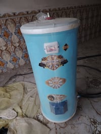 عندي كيزر جديد وياه هيتر 80 بي مجال بصيط 07818092891