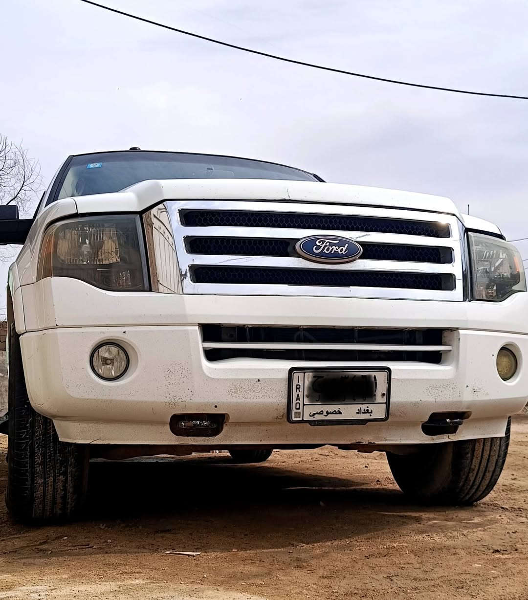 السلام عليكم
فورد اكسبدشن خليجي
موديل 2011
محرك 8سلندر حجم 5.4
طويله
تو ويل 
رقم بغداد بسمي
مكفول من الظربه ماعده البنيد مصبوغ بدون ضربه 
السعر130 ورقه وبيه مجال للشراي 
بيع أو مراوس حسب القناعه
للاستفسار اكثر الاتصال ع الرقم***********
مكاني البصرة الزبير
