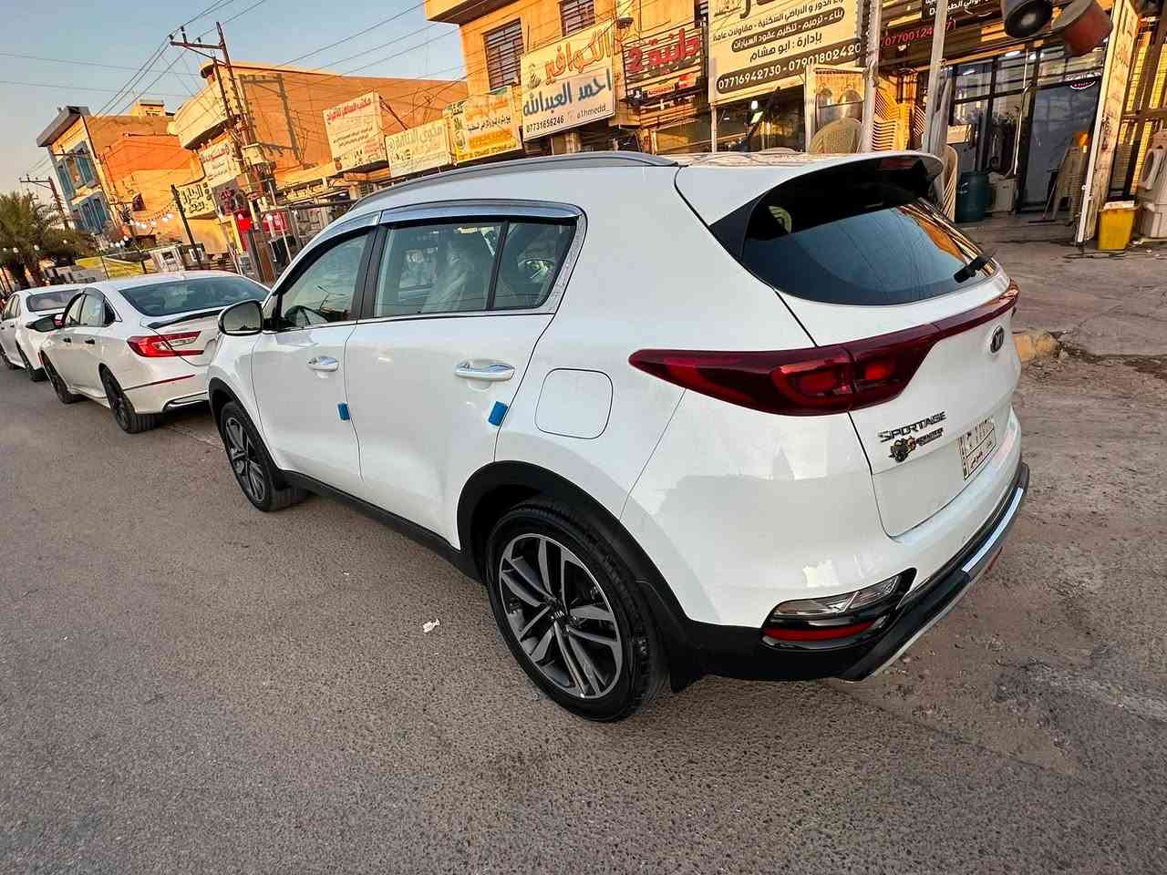 سلام عليكم 
من رخصه لادمن
سبورتج 2019 للبيع فقط
رقم بغداد بسمي تحويل ثاني يوم
مكفوله من ضربه وصبغ عدا بارد اصبعين بل جاملغ لامامي لايمن وسونار موجود 
ماشيه 70
خليجي
مواصفتها عاديه معروفه
حساس امامي وخلفي
كامره 
شاشه
سويج عدد 2
تحكم جهتين 
تبريد قطعتين 
مري كهربا 
كشنات جلد ومخمل
داخل لون عسلي 
قماره حديد 
نضام ايكو 
5ويل كب 
محرك دوش 2000
مكاني بغداد الغزاليه شارع مدير لامن
غير متواجد عل فيس 
السعر 185$ وبيها مجال 
لاستفسار ‭***********‬
