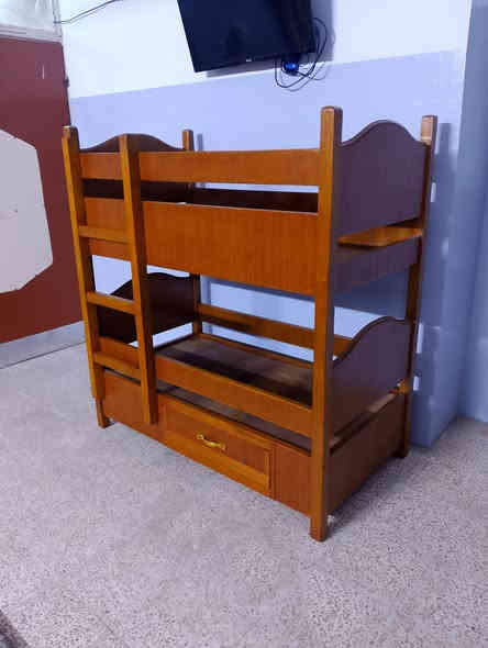 البيع تخت أطفال طابقين اخو الجديد شرط خشب عراقي صاج شغل توصي ثقيل شرط نظافه خير من الله فول الطول 135
العرض 73 الارتفاع 145 بي مجر كبير الاسفل بلوك 8 ملم شرط العنوان جانب الايمن يرموك الثانية السعر 175الف وبي مجال للطيبين 😊 شراي اتصل 
***********
***********
