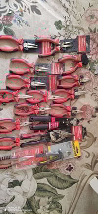 ١٧ قطعة • جديدة