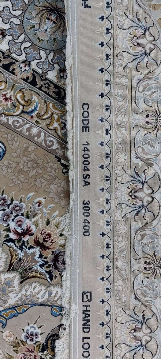 زولية ايراني 1200 شانة تراكمي 3600 قياس 3x4 مشتريهه قبل اسبوع واريد ابيعهه
السعر 415 وبيهه مجال بسيط حك الجيه
بغداد حي الخضراء ***********
