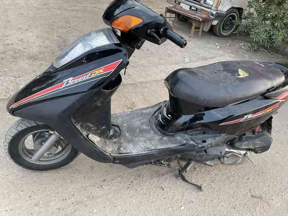 للبيع بريز كامله مابيه نقص سعر ٤٠٠ مكاني بغداد العطيفيه قرب جامع براثا. هاتف***********
